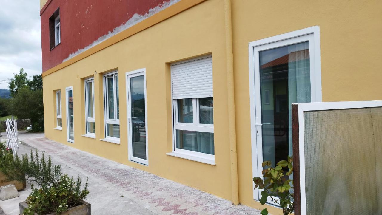 Y Estudios El Centro