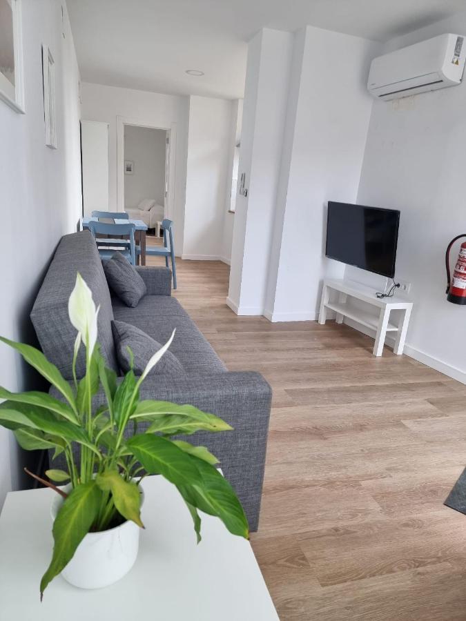 Y Estudios El Centro Apartment
